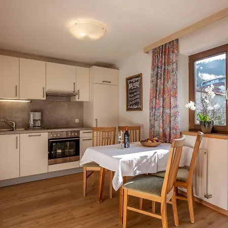 Haus Margreth Apartment