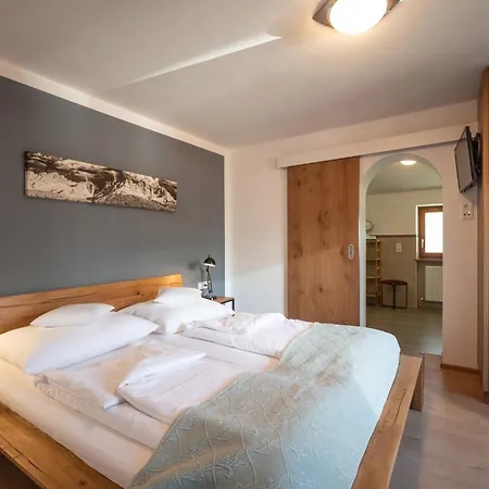 Haus Margreth Apartment *