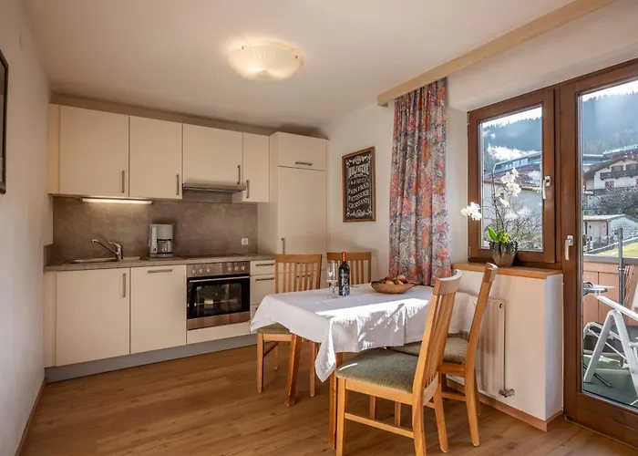 Haus Margreth アパート